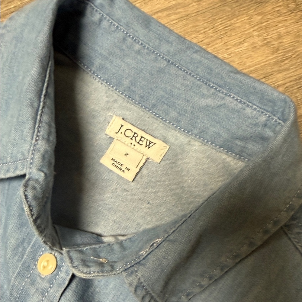 NWOT J. Crew Blue Sleeveless Chambray Tie-Front Button-Up Cotton Top - Picture 2 of 10